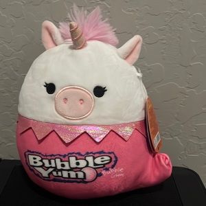 Very cute squishmallow 8” VERY RARE Aja